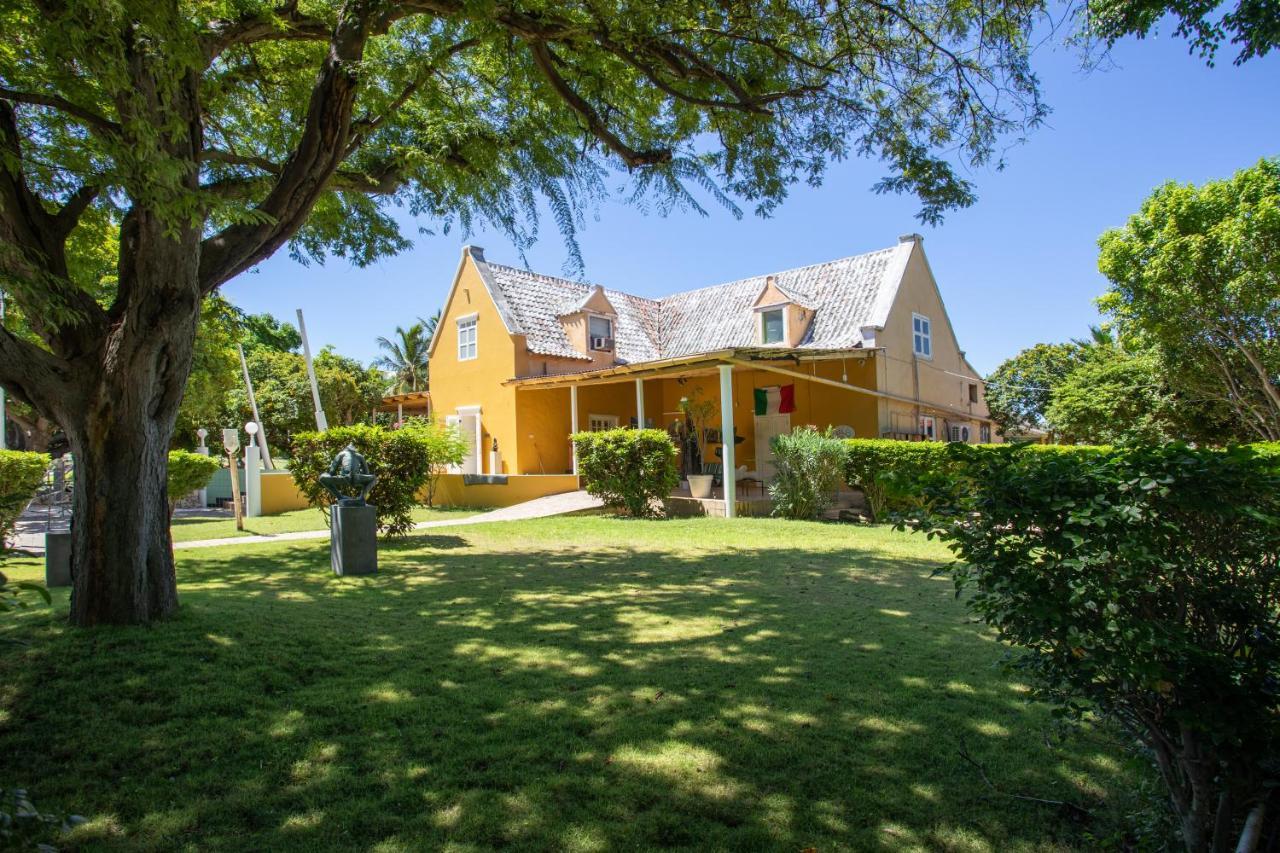 Blue Bay Bungalows Exterior photo